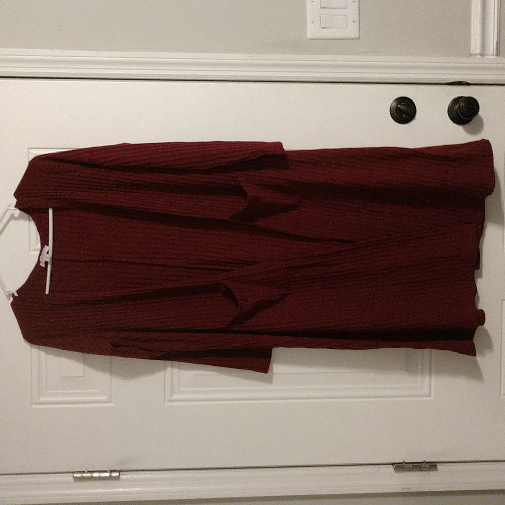 LuLaRoe long sleeve sweater, size M, long sweater hangs down past knees